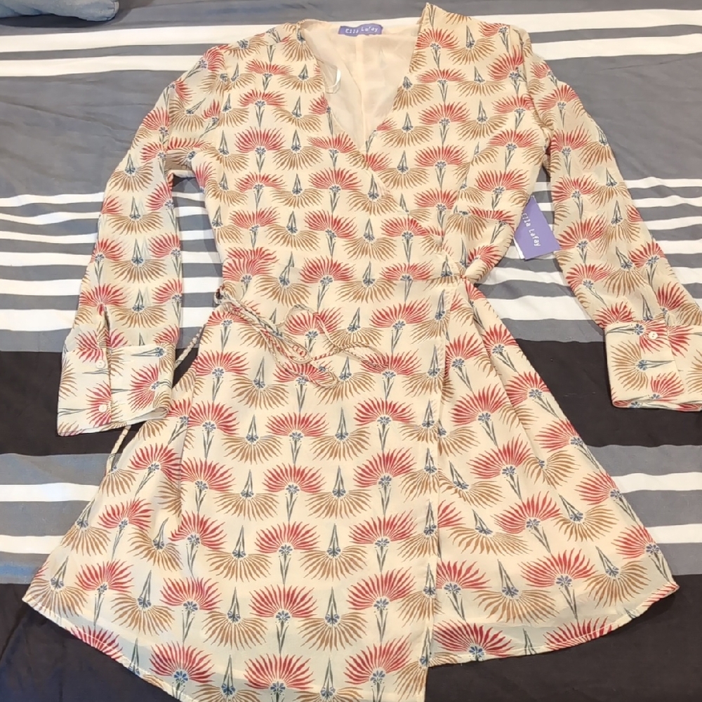 Ella Lafay Floral Wrap Long Sleeve Dress Size 8 NWT